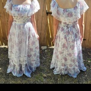 Vintage 70s Gunne Sax Dress Small Medium  11 off the shoulder maxi dress floral